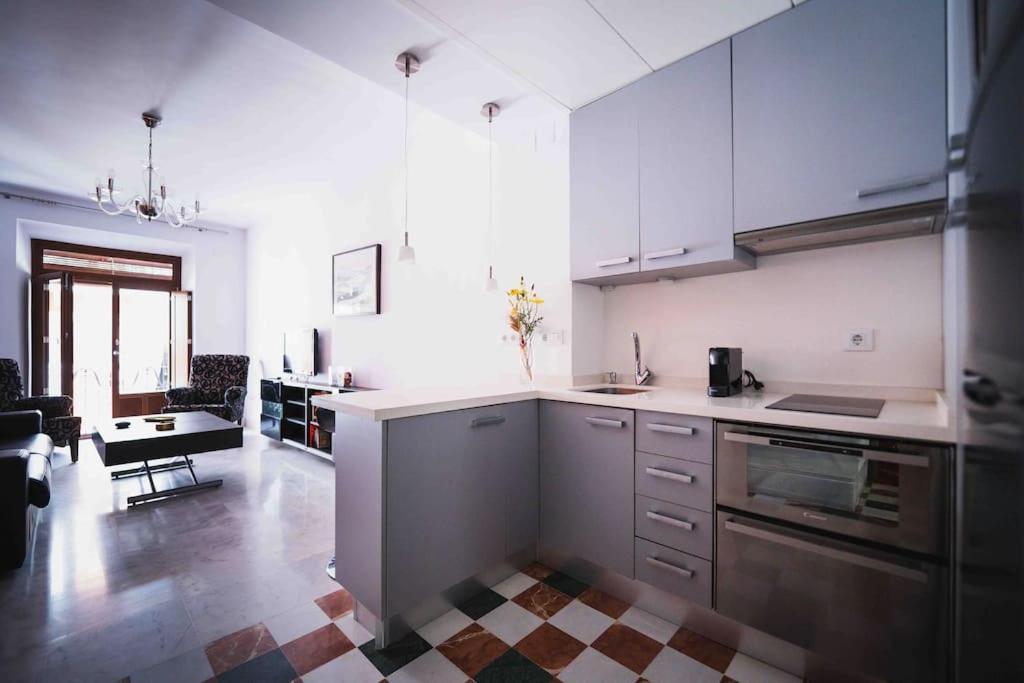 Atico Con Terraza Privada Cerca De La Catedral Apartment Sevilla Bagian luar foto