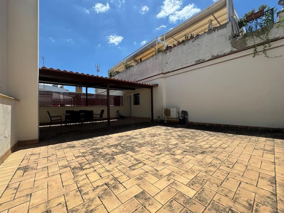 Atico Con Terraza Privada Cerca De La Catedral Apartment Sevilla Bagian luar foto